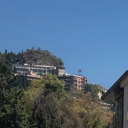 Pensión La Ginestra