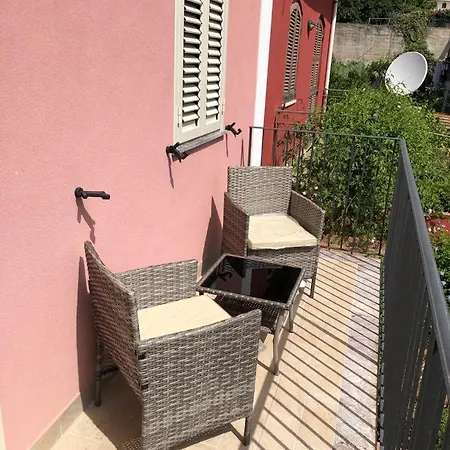 La Ginestra Guest house *