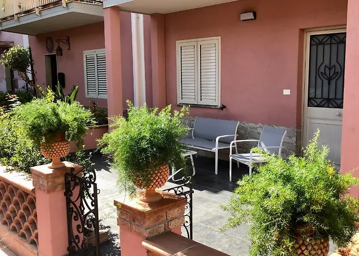 Pensión La Ginestra Giardini-Naxos