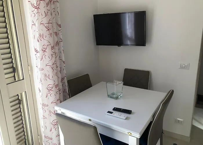 La Ginestra גיארדיני נאקסוס